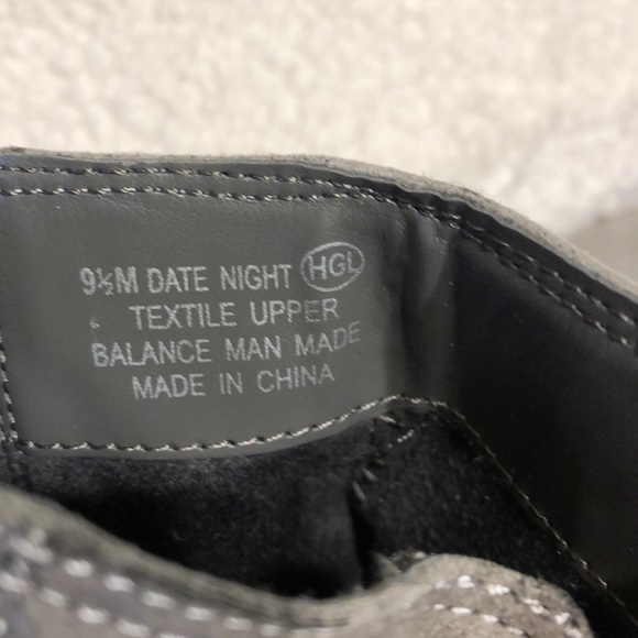 Gray Ankle Boots studs 1.5” Heel Faux Suede Size 9.5 - Picture 8 of 8